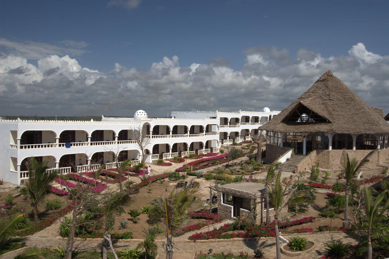 Jumbo Watamu Hotel Exterior foto